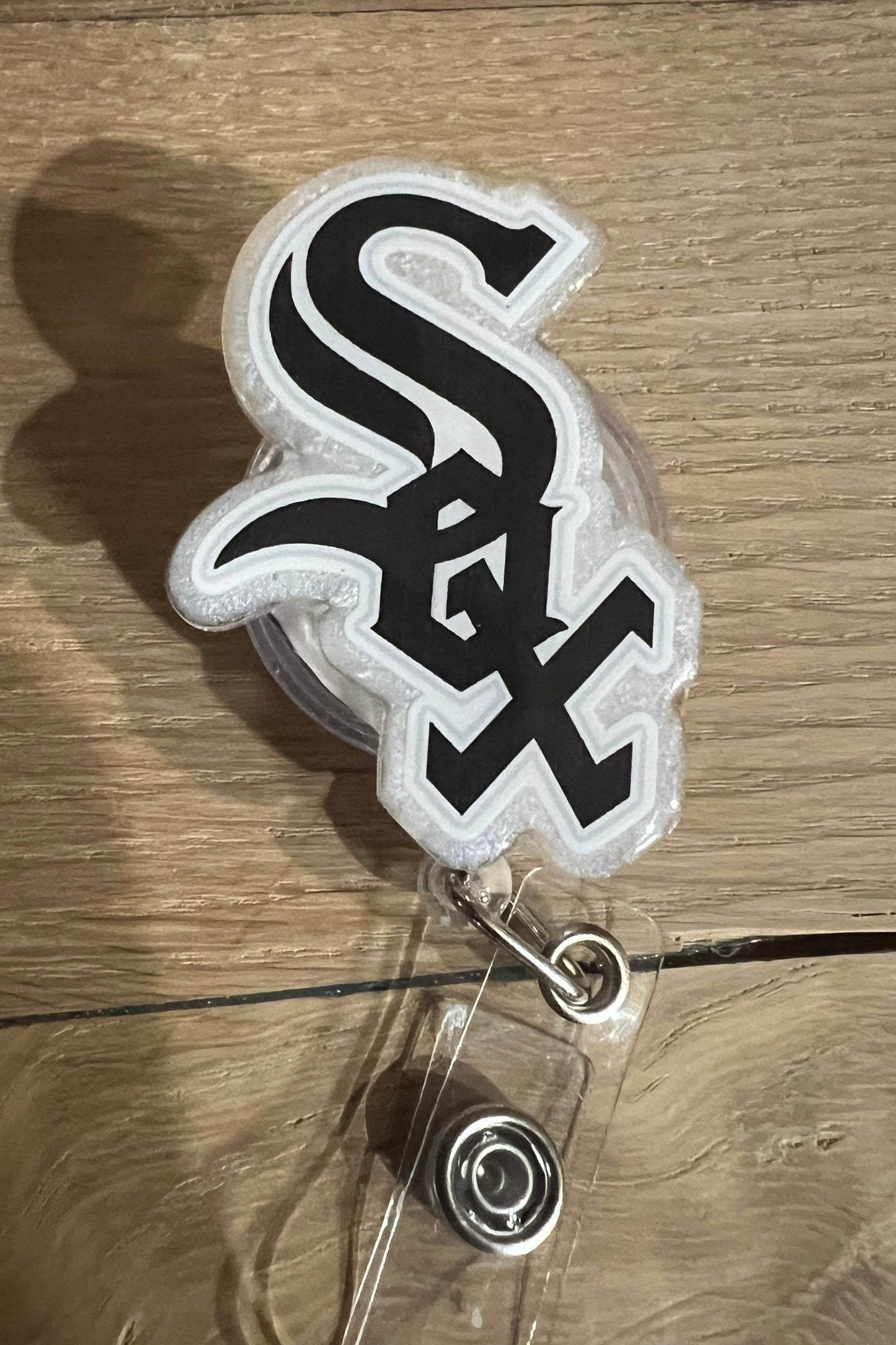 Chicago White Sox Badge Reel - Baseball ID Holder with Free Badge Bling!